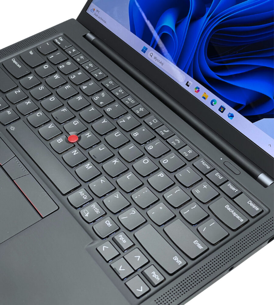 Lenovo ThinkPad X1 Carbon G9 i7 US
