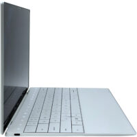Dell XPS 13 9320 profil lewej strony obudowy i złącze USB-C Thunderbolt