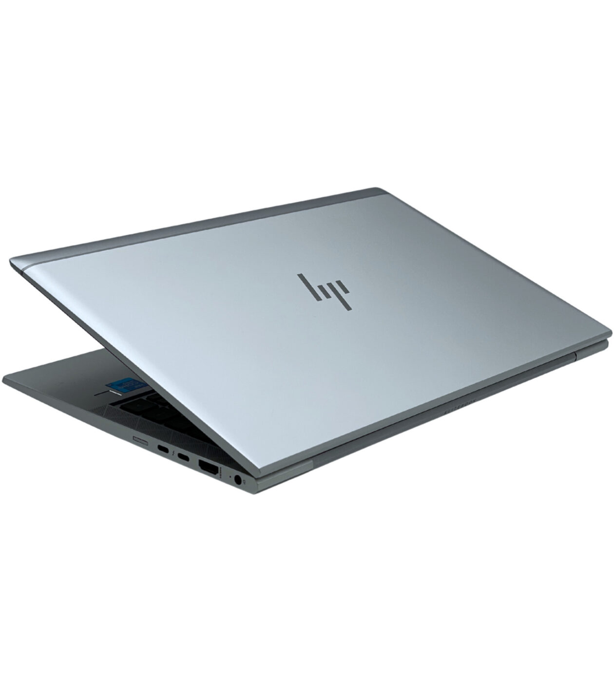 HP EliteBook 840 G8 zamknięta aluminiowa klapa z logo HP
