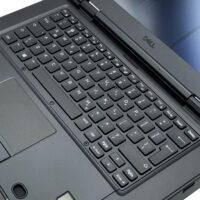 Dell Latitude 5424 Rugged – panel roboczy i trwała klawiatura Klawiatura Dell Latitude 5424 Rugged odporna na zachlapania i wzmocniony touchpad widok z góry