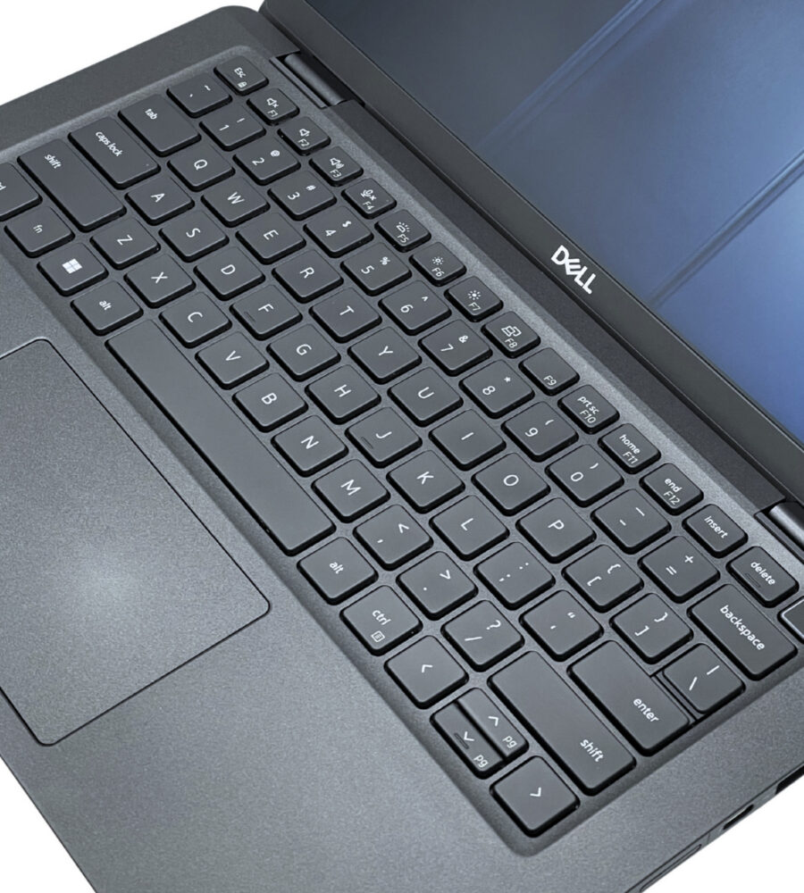 Dell Latitude 7430 – panel roboczy i klawiatura QWERTY US Klawiatura wyspowa QWERTY US Dell Latitude 7430 i precyzyjny touchpad widok z góry