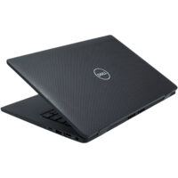 Dell Latitude 7430 – zamknięta pokrywa matrycy Zamknięta obudowa Dell Latitude 7430 z włókna węglowego z logo marki widok z góry