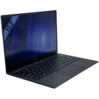Dell XPS 13 9305 widok z lewej strony pod kątem porty Thunderbolt 4