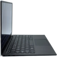 Dell XPS 13 9305 lewy profil obudowy złącza ładowania i wskaźnik baterii