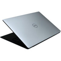 Dell XPS 13 9305 widok z góry na zamkniętą aluminiową klapę z logo Dell