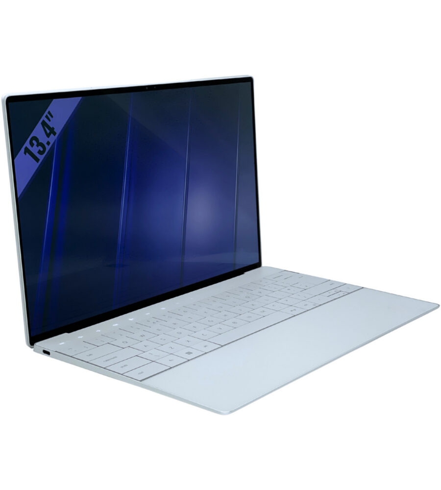 Dell XPS 13 9320 – lewy bok pod kątem Dell XPS 13 9320 widok z lewej strony pod kątem z widocznymi portami USB-C