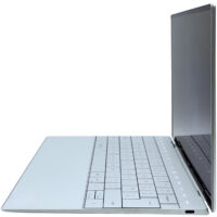 Dell XPS 13 9320 – prawy profil laptopa Dell XPS 13 9320 prawy profil obudowy ultrabook poleasingowy