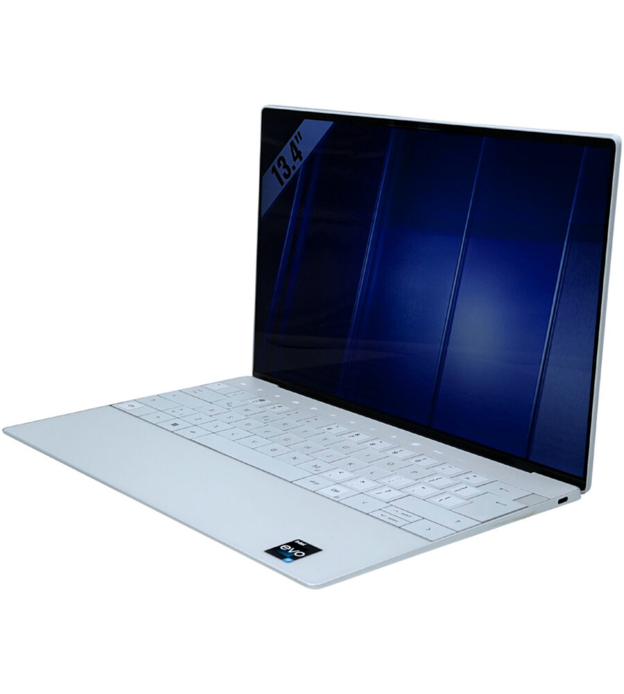 Dell XPS 13 9320 widok z prawej strony pod kątem z złączami Thunderbolt