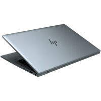 HP EliteBook 840 G7 zamknięta obudowa widok z góry srebrne logo HP premium