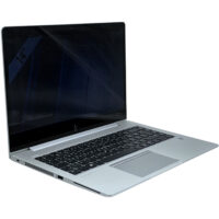 HP EliteBook 840 G5 widok z lewej strony pod kątem port USB i kratka wentylacyjna