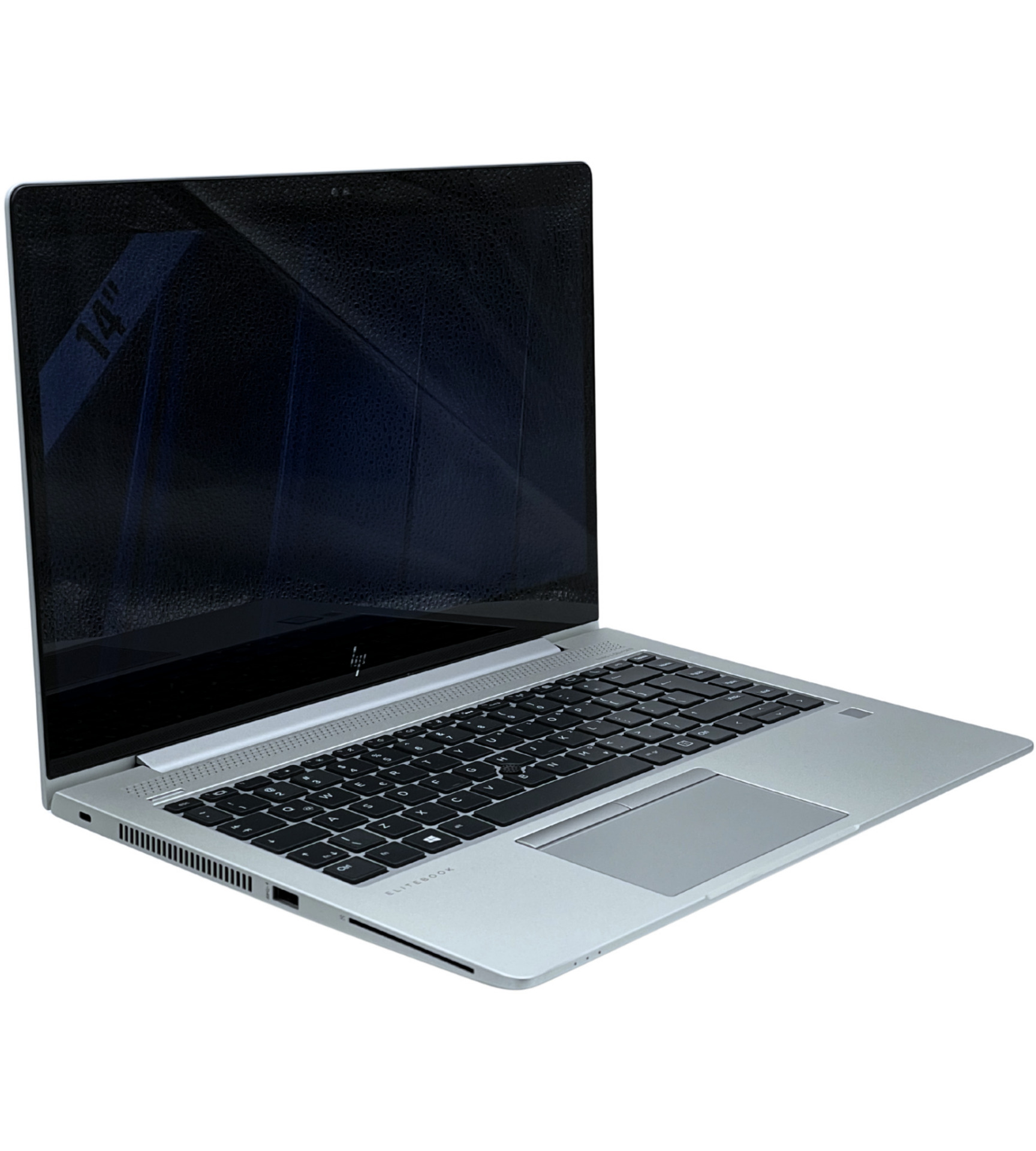 HP EliteBook 840 G5 widok z lewej strony pod kątem port USB i kratka wentylacyjna