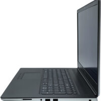 Dell Precision 7760 prawy profil obudowy porty USB i czytnik smart card