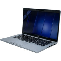 Dell Latitude 5410 – prawy bok pod kątem Dell Latitude 5410 widok z prawej strony pod kątem z portami