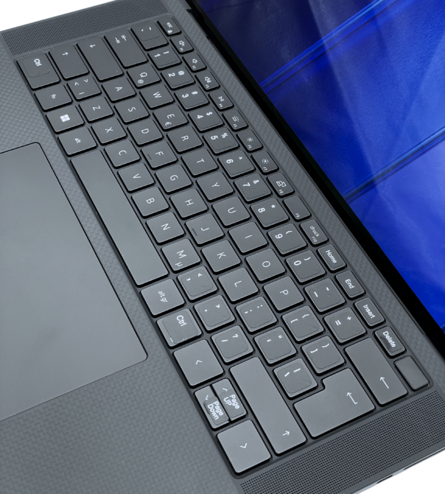 Dell Precision 5570 • i7-12800H • 32GB • 512GB • NVIDIA RTX A2000 8GB • 15,6″ UHD+ Dell Precision 5570 • i7-12800H • 32GB • 512GB • NVIDIA RTX A2000 8GB • 15,6" UHD+