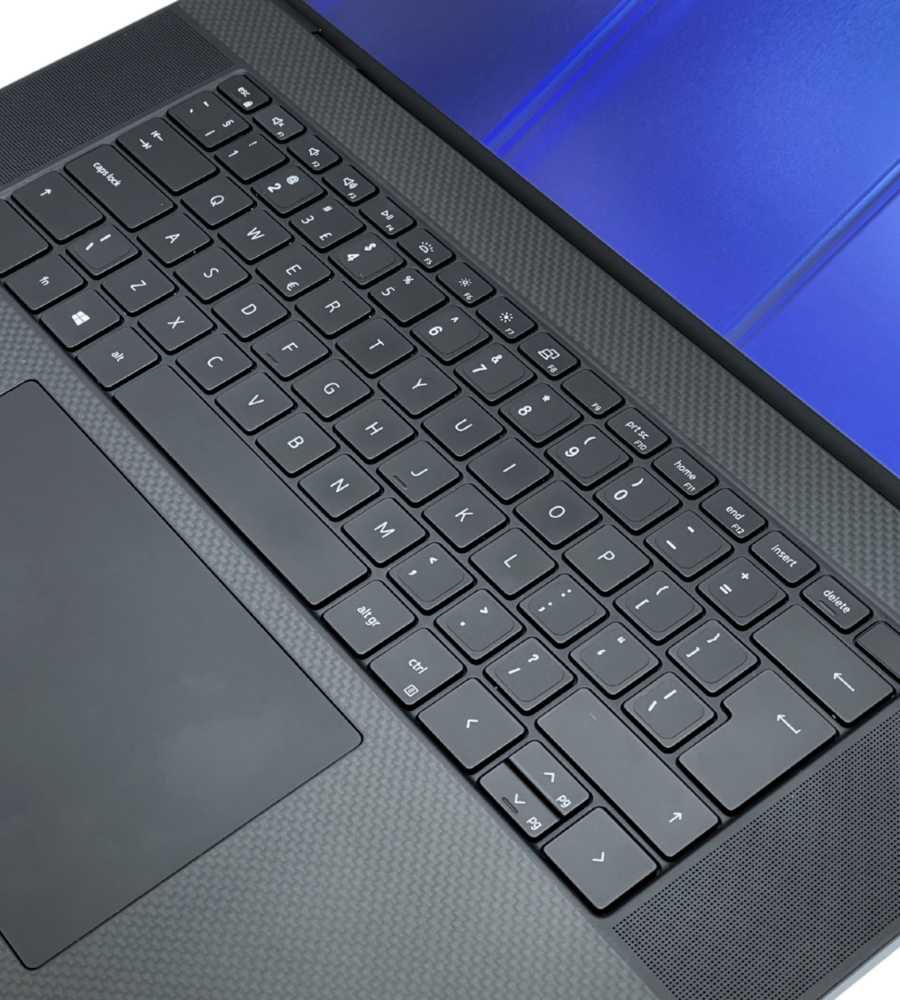 Dell Precision 5760 • Xeon W-11955M • 32GB • 512GB • RTX A3000 6GB • 17″ Full HD+ Dell Precision 5760 • Xeon W-11955M • 32GB • 512GB • RTX A3000 6GB • 17″ Full HD+