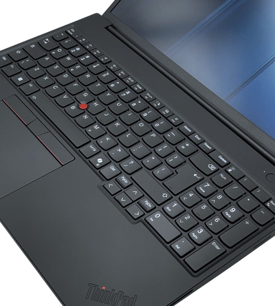 Lenovo ThinkPad P16s Gen 3 • Ultra 7 155H • 16GB • 512GB • RTX 500 ADA 4GB • 16″ Full HD+ Lenovo ThinkPad P16s Gen 3 • Ultra 7 155H • 16GB • 512GB • RTX 500 ADA 4GB • 16″ Full HD+
