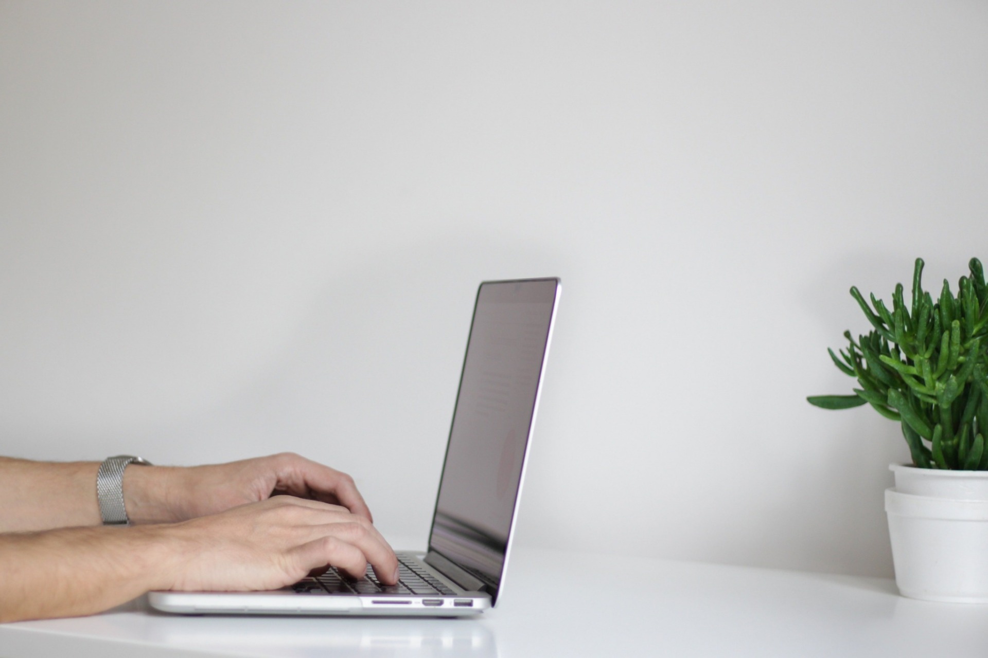 Nowszy i5 czy starszy i7? Porównanie laptopów poleasingowych